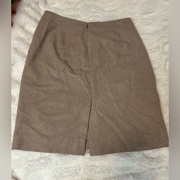 J. Crew The Pencil Skirt Size 6 - Picture 2 of 7